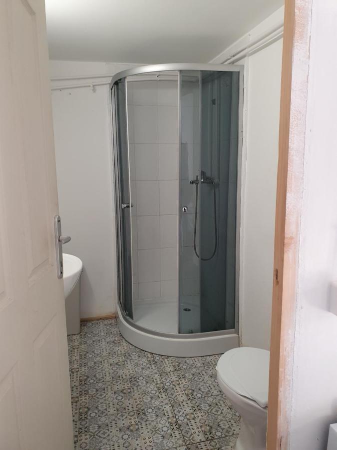 Nord Poshtel Vandrerhjem Bucureşti Eksteriør bilde